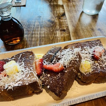 Scratch Kitchen - Brulee'd French Toast - Breakfast & Brunch Near Me - Honolulu, Hawaii Scratch Kitchen - Brulee'd French Toast - Breakfast & Brunch Near Me - Honolulu, Hawaii