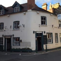 The Coach & Horses - Outside of pub