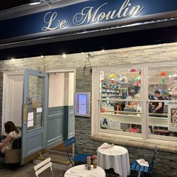 Le Moulin a Cafe