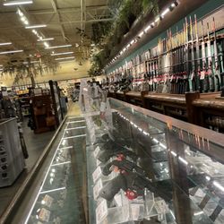 Bass Pro Shops