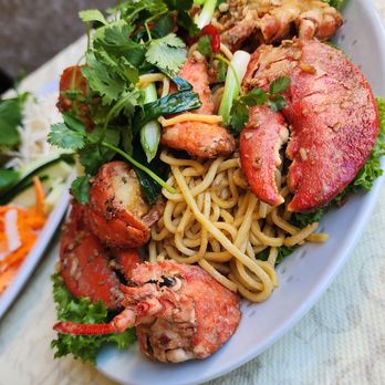 Saigon Kitchen - lobster w/ garlic noodles - Vietnamese Near Me - San Jose, California