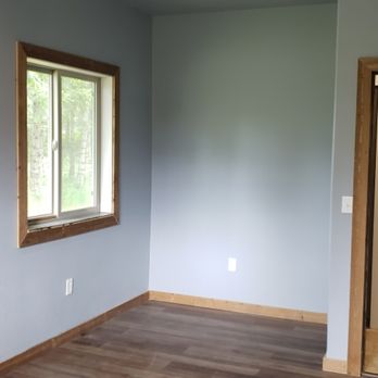 Priority Property Care - empty room with wood floors - General Contractors Near Me - Spokane, Washington Priority Property Care - empty room with wood floors - General Contractors Near Me - Spokane, Washington
