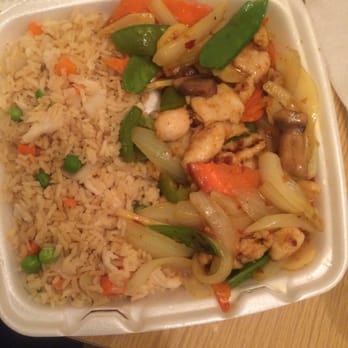 China King - Curry chicken combination. Hmmm, delicious! - Chinese Near Me - Rochester, Minnesota China King - Curry chicken combination. Hmmm, delicious! - Chinese Near Me - Rochester, Minnesota