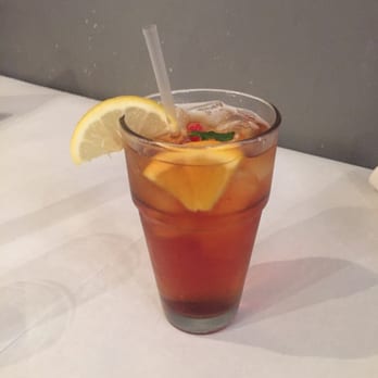 Wren - Unsweetened Tea - Wine Bars Near Me - Beaufort, South Carolina