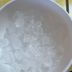 Lisa's Pizzeria - Ice