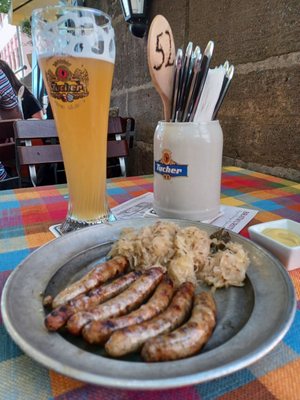 Bratwursthäusle by null