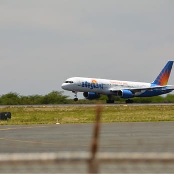 Lagoon Drive Parking Lot - Allegiant Air B757-200 - Parking Near Me - Honolulu, Hawaii Lagoon Drive Parking Lot - Allegiant Air B757-200 - Parking Near Me - Honolulu, Hawaii