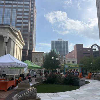 Montgomery Courthouse Square - Landmarks & Historical Buildings Near Me - Dayton, Ohio