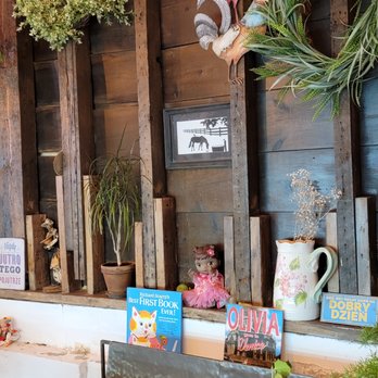 Polka Dot - Have a seat inside the adorable dining room - Polish Near Me - Brooklyn, New York Polka Dot - Have a seat inside the adorable dining room - Polish Near Me - Brooklyn, New York
