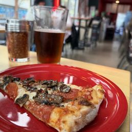 Pepperoni & Mushrooms Pizza