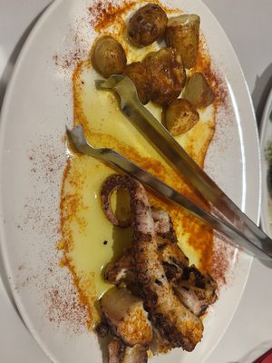 Bocado Tapas Wine Bar by null