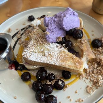 Toast Kitchen & Bakery - Ube French toast - Breakfast & Brunch Near Me - Tustin, California Toast Kitchen & Bakery - Ube French toast - Breakfast & Brunch Near Me - Tustin, California