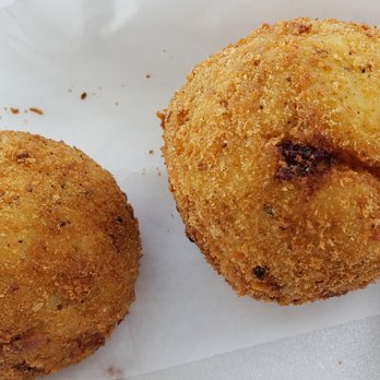 ItaliAmo - Tasty Arancine - Pizza Near Me - Westmont, Illinois ItaliAmo - Tasty Arancine - Pizza Near Me - Westmont, Illinois