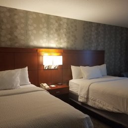Room 429 with 2 queen beds Room 429 with 2 queen beds