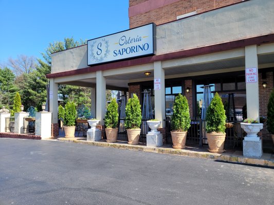 Osteria Saporino BYOB by null