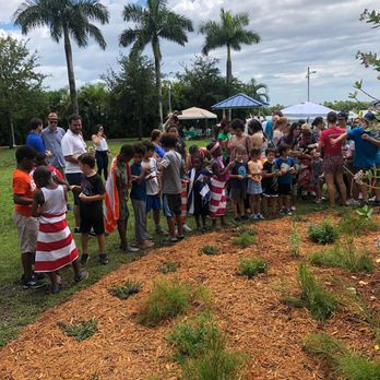 Gratitude Training - Butterfly garden- the kids are releasing live butterflies - Life Coach Near Me - Pompano Beach, Florida Gratitude Training - Butterfly garden- the kids are releasing live butterflies - Life Coach Near Me - Pompano Beach, Florida