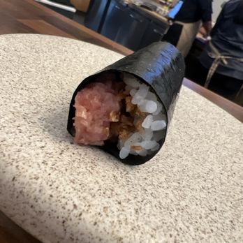 Kokoro Handroll Bar - Spicy tuna - Sushi Bars Near Me - The Woodlands, Texas
