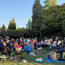 Mount Pleasant Park - Audience for Music on Main's outdoor concert series finale with a performance of Terry Riley's "In C" (Aug. 1, 2021)
