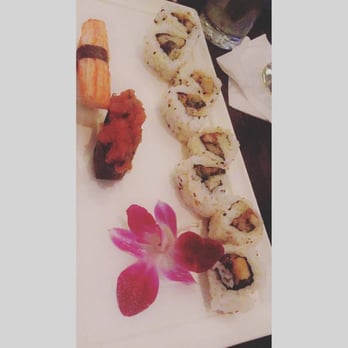 Top Sushi - spicy yellowtail roll with spicy tuna sushi and crabsticks omg so good - Sushi Bars Near Me - Houston, Texas Top Sushi - spicy yellowtail roll with spicy tuna sushi and crabsticks omg so good - Sushi Bars Near Me - Houston, Texas