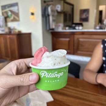 Pitango - golden kiwi and strawberry sorbet - Gelato Near Me - Washington, DC, District of Columbia Pitango - golden kiwi and strawberry sorbet - Gelato Near Me - Washington, DC, District of Columbia