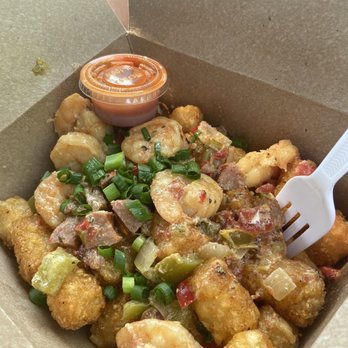 Potato Patoto - Shrimp Tots with sausage, peppers & onions. - Food Trucks Near Me - Yuba City, California Potato Patoto - Shrimp Tots with sausage, peppers & onions. - Food Trucks Near Me - Yuba City, California