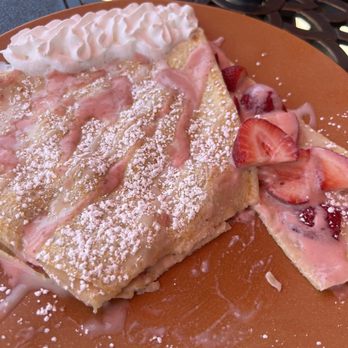Yaqui Coffee House - La Nia Fresa Crepe - Coffee & Tea Near Me - Chula Vista, California