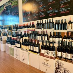 Vienna Wine Outlet - Vienna Wine Outlet Wine on the Floor