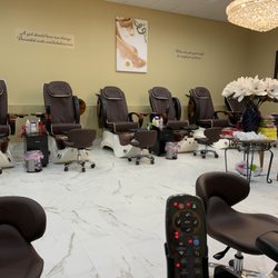 Magnolia Nails Spa - Pedicure area. Great new massage chairs! They use liners in the pedicure tubs.