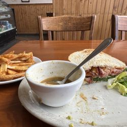 McGill's At Crested Butte - CABS sandwich, green chili soup, fries
