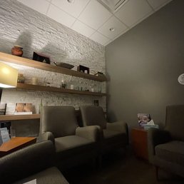 Waiting area Waiting area