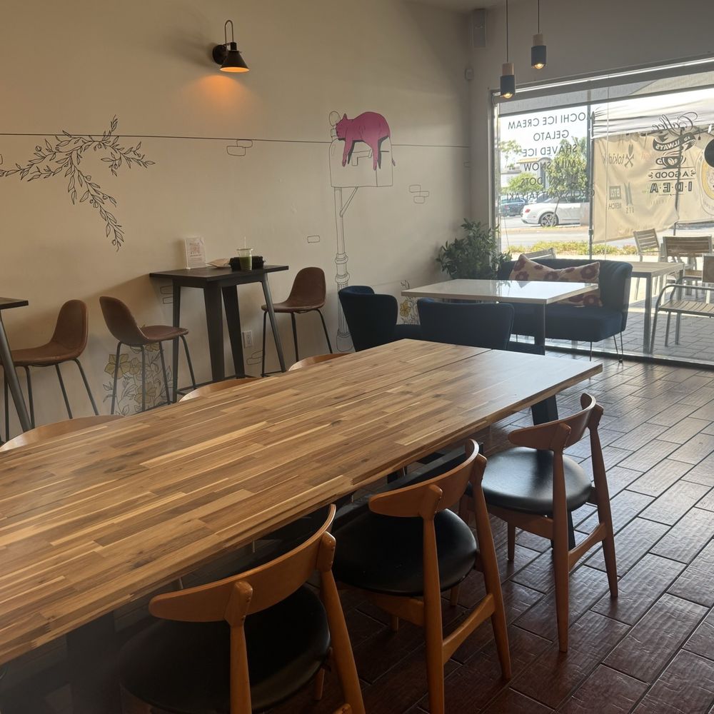 Mochi - Inside - Ice Cream & Frozen Yogurt Near Me - Irvine, California Mochi - Inside - Ice Cream & Frozen Yogurt Near Me - Irvine, California