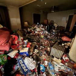 Total Demolition - Hoarder House Cleanout