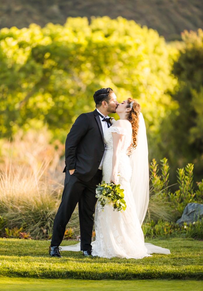 SAINT ALEXIS BRIDAL Updated August 2024 52 Photos & 81 Reviews