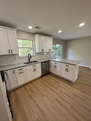 HDC Construction Logo