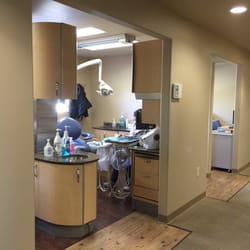 Daniel L Mar - Nice clean and organized office!