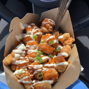 Poutine Peddlers - Buffalo poutine - Poutineries Near Me - Taunton, Massachusetts