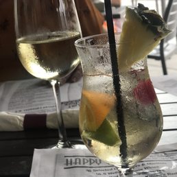 White Sangria White Sangria