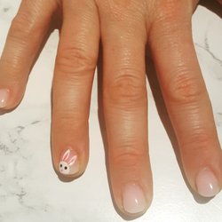 U2 Nail - A cute hand painted bunny for my Easter nails!