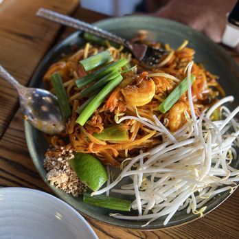 The Second Owl - Pad Thai w/ Shrimp - Thai Near Me - Long Beach, California The Second Owl - Pad Thai w/ Shrimp - Thai Near Me - Long Beach, California