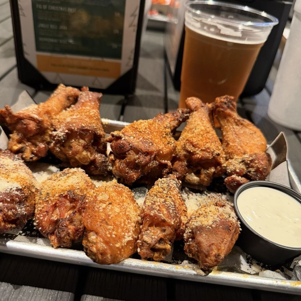 The Yardery - Wings - Bars Near Me - Mount Dora, Florida The Yardery - Wings - Bars Near Me - Mount Dora, Florida