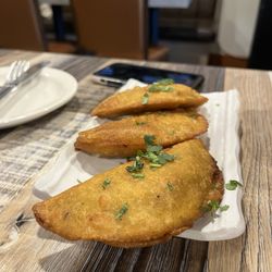 Inca fusion cantina - Empanadas