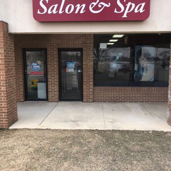 Beauty Concepts Salon & Spa - Haircut with Angela! - Hair Salons Near Me - Aurora, Illinois