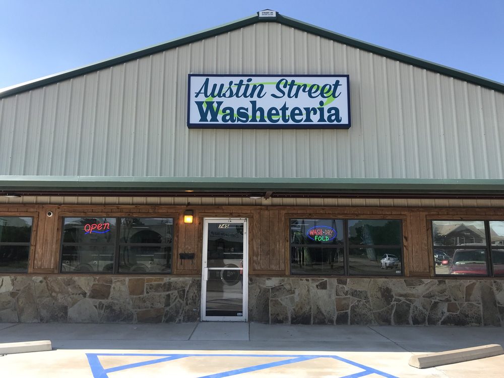 AUSTIN STREET WASHETERIA Updated October 2024 10 Photos 745