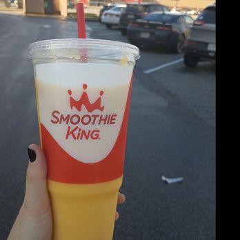Smoothie King - a smoothie in a plastic cup - Juice Bars & Smoothies Near Me - Wentzville, Missouri