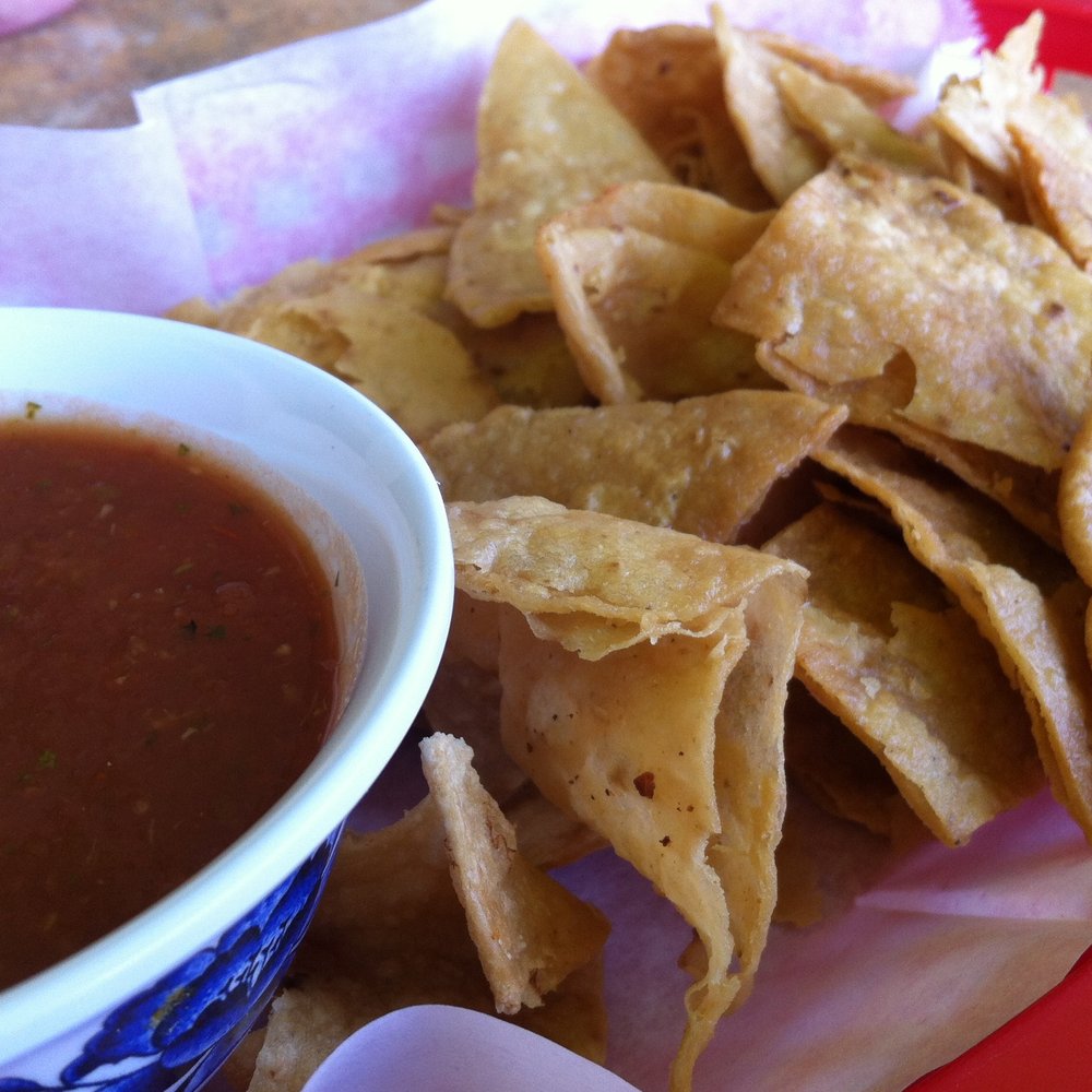 La Michoacana - Freshly fried chips and salsa... wonderful, and worth paying for! - Ice Cream & Frozen Yogurt Near Me - Fort Wayne, Indiana La Michoacana - Freshly fried chips and salsa... wonderful, and worth paying for! - Ice Cream & Frozen Yogurt Near Me - Fort Wayne, Indiana