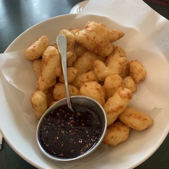 Courthouse Pub - Cheese curds - New American Near Me - Manitowoc, Wisconsin