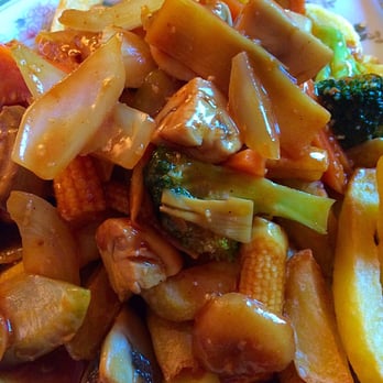 Chilli Takeaway - Satay vegetables and chips - Fast Food Near Me - Belfast, BFS