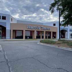 Harris Teeter - Outside