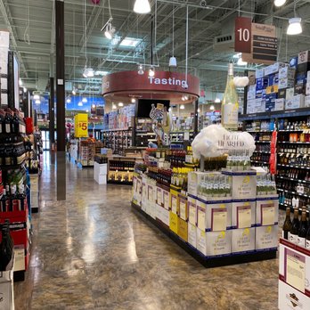 Total Wine & More - Main aisle - Beer, Wine & Spirits Near Me - Indianapolis, Indiana Total Wine & More - Main aisle - Beer, Wine & Spirits Near Me - Indianapolis, Indiana