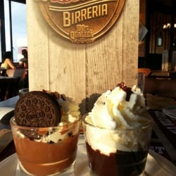 Old Wild West - Dolci per concludere alla grande: mini affogato Oreo a sinistra e mini affogato con cioccolato Venchi a destra...